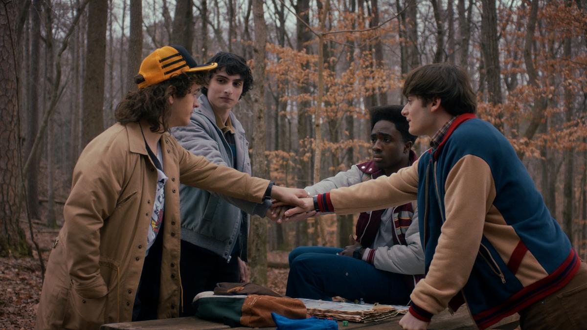 stranger-things-season-5-vol-1-review:-the-nostalgia-machine-is-running-on-fumes