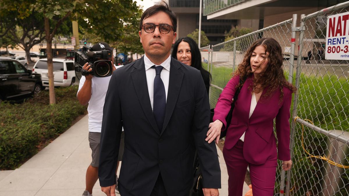 doctor-to-be-sentenced-for-selling-matthew-perry-ketamine-before-friends-stars-overdose-death