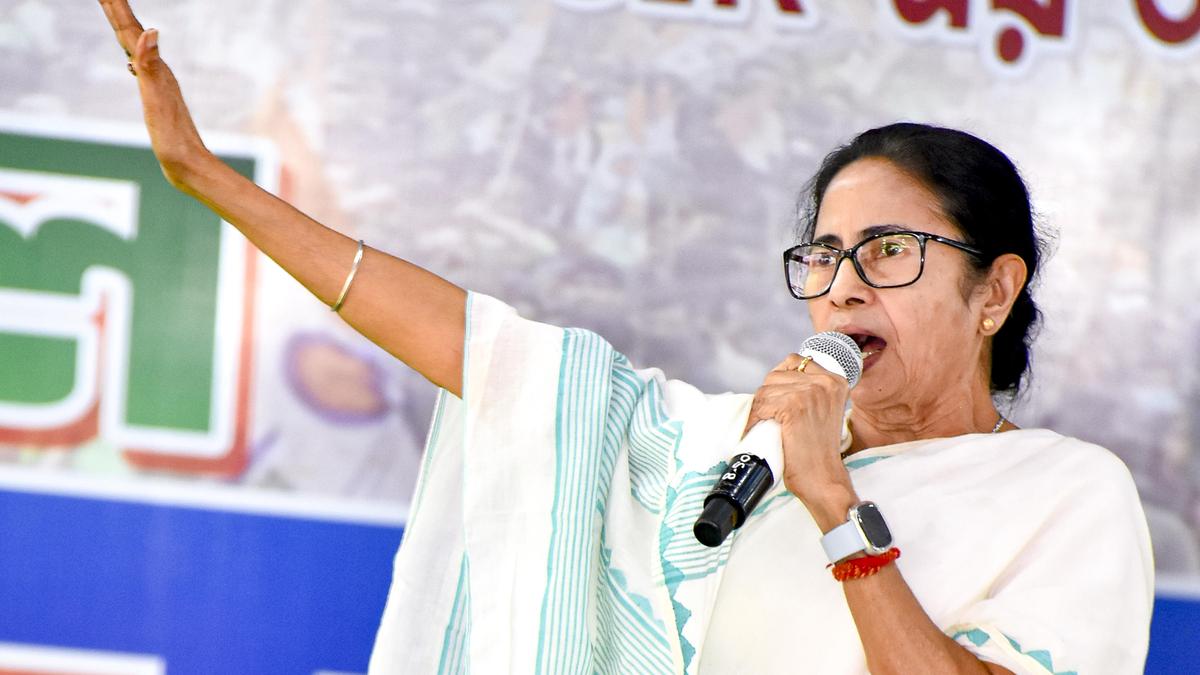 presidents-rule-would-have-been-imposed-in-west-bengal-had-we-not-gone-ahead-with-sir-says-mamata