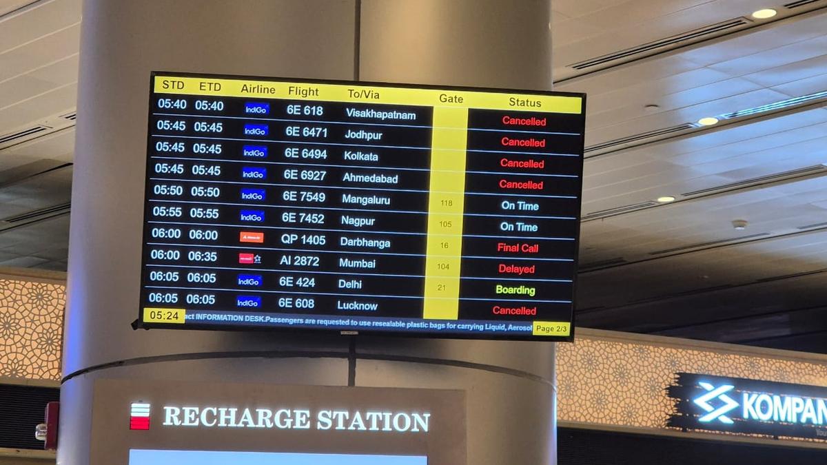 chaos-deepens-at-rgia-as-92-indigo-flights-cancelled-on-december-5,-three-day-count-reaches-197