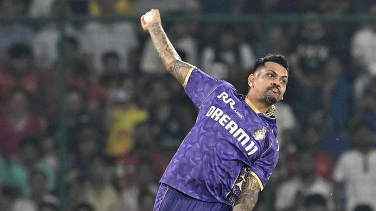 narine-becomes-third-cricketer-to-take-600-t20-wickets