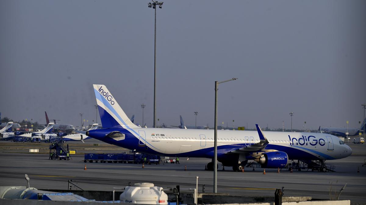 dgca-gives-indigo-24-hour-final-extension-to-respond-to-show-cause-notice