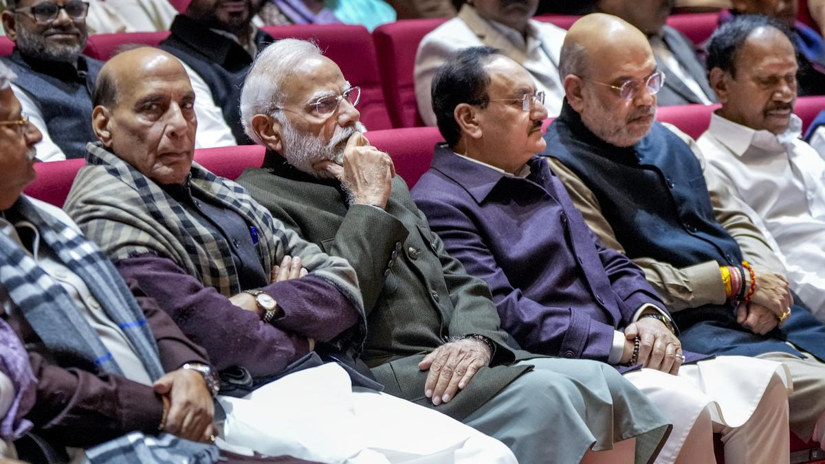 laws-must-be-for-peoples-convenience,-should-not-be-a-burden:-pm-to-nda-mps