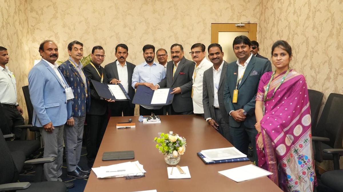 telangana-attracts-7,045-crore-tourism-investments-that-promise-40,000-jobs