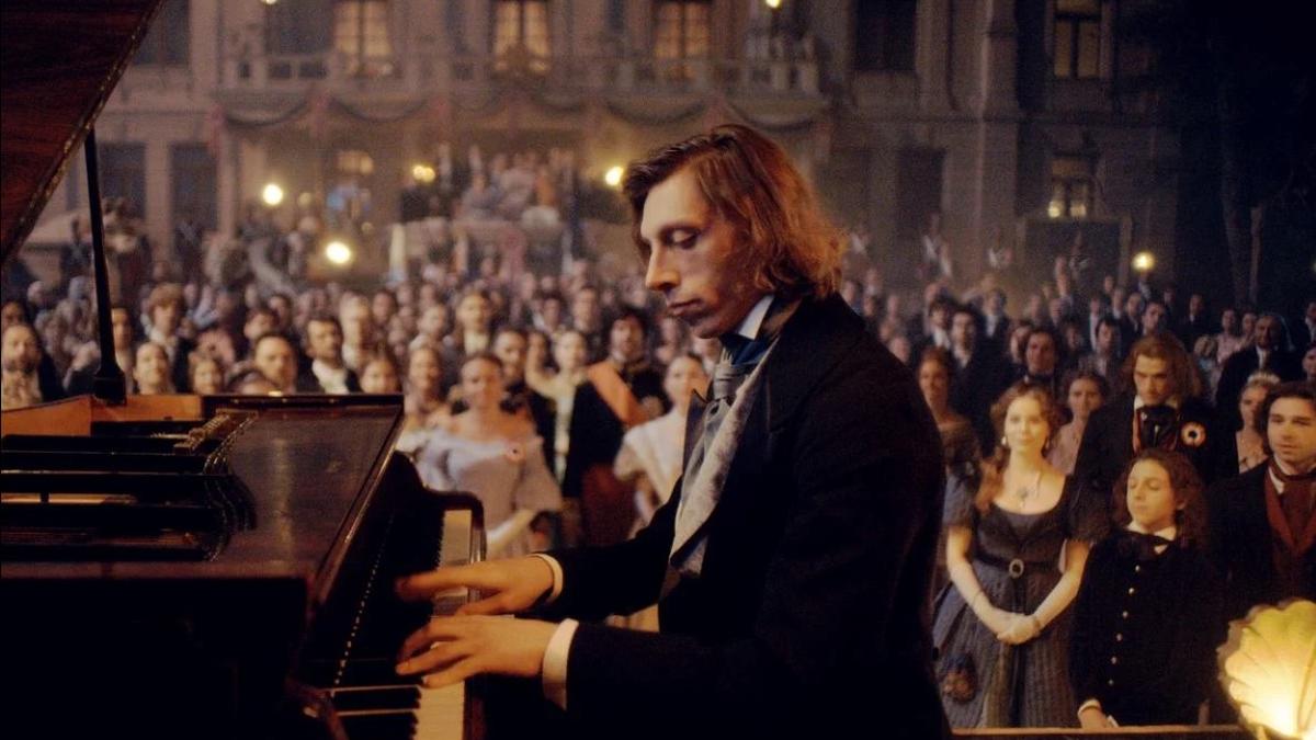 iffk-2025:-the-ebb-and-flow-of-a-luminous-life