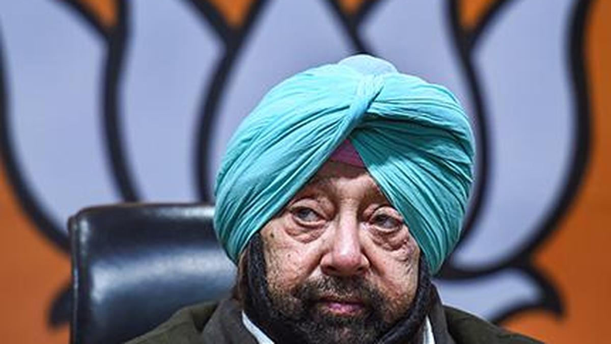 bjp-leader-amarinder-singh-calls-bjp-rigid,-praises-congresss-flexibility