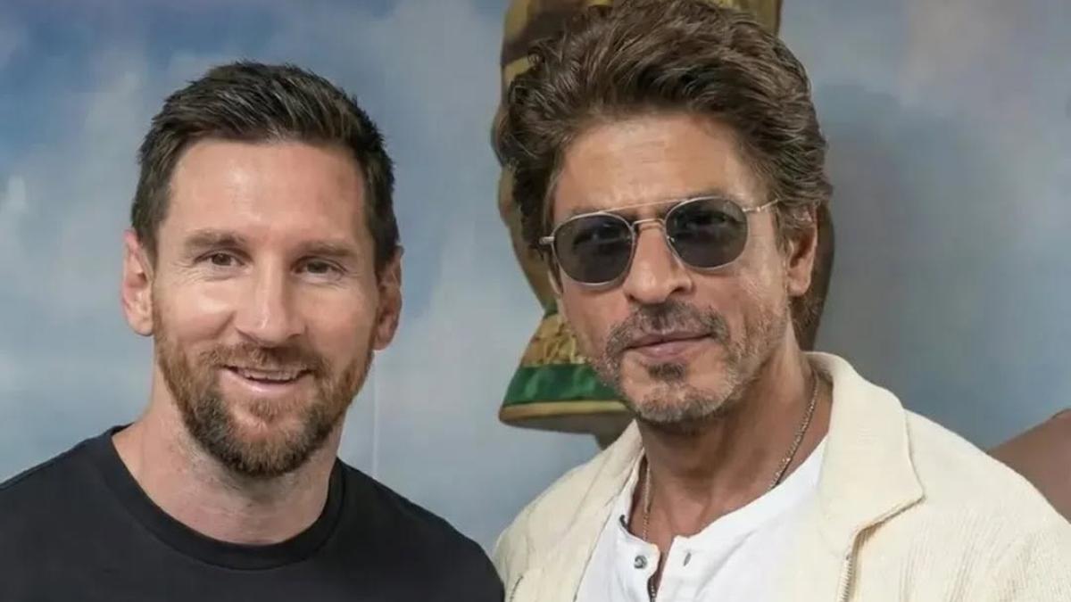 shah-rukh-khan-meets-lionel-messi-in-kolkata