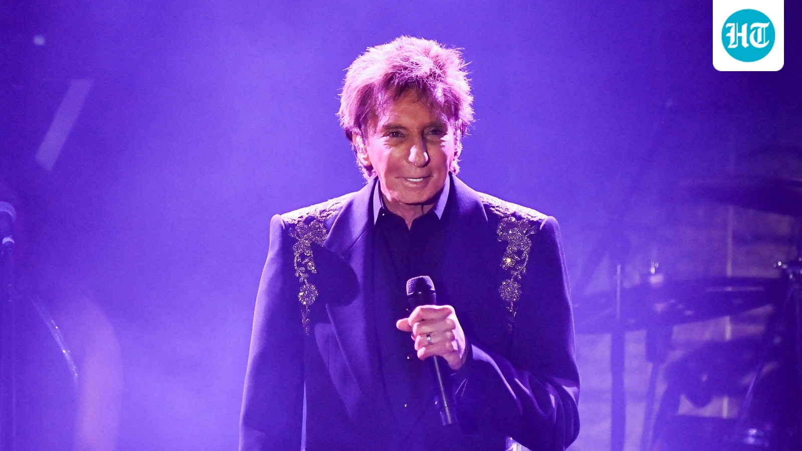 how-old-is-barry-manilow-and-does-he-have-children?-details-on-his-family-amid-lung-cancer-news