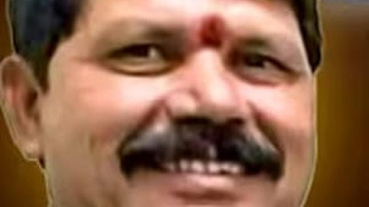 acb-books-deputy-transport-commissioner-in-da-case;-searches-find-properties-worth-over-12-crore