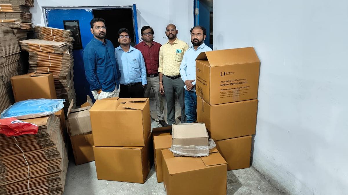 telangana-dca-busts-unlicensed-medical-device-manufacturing-unit;-dialysis-kits,-sterile-eye-drapes-found-at-site