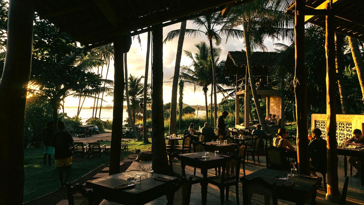 batik-workshops-to-the-worlds-first-arrack-speciality-bar-a-lowdown-on-lesser-known-destinations-of-sri-lanka