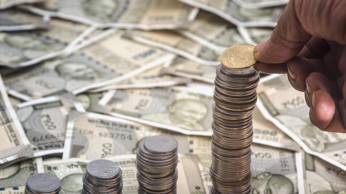 rupee-falls-23-paise-to-8994-against-us.-dollar-in-early-trade