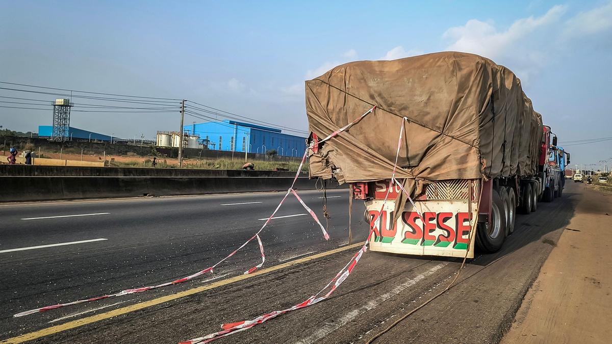 Former heavyweight champion Anthony Joshua involved in a car accident in Nigeria