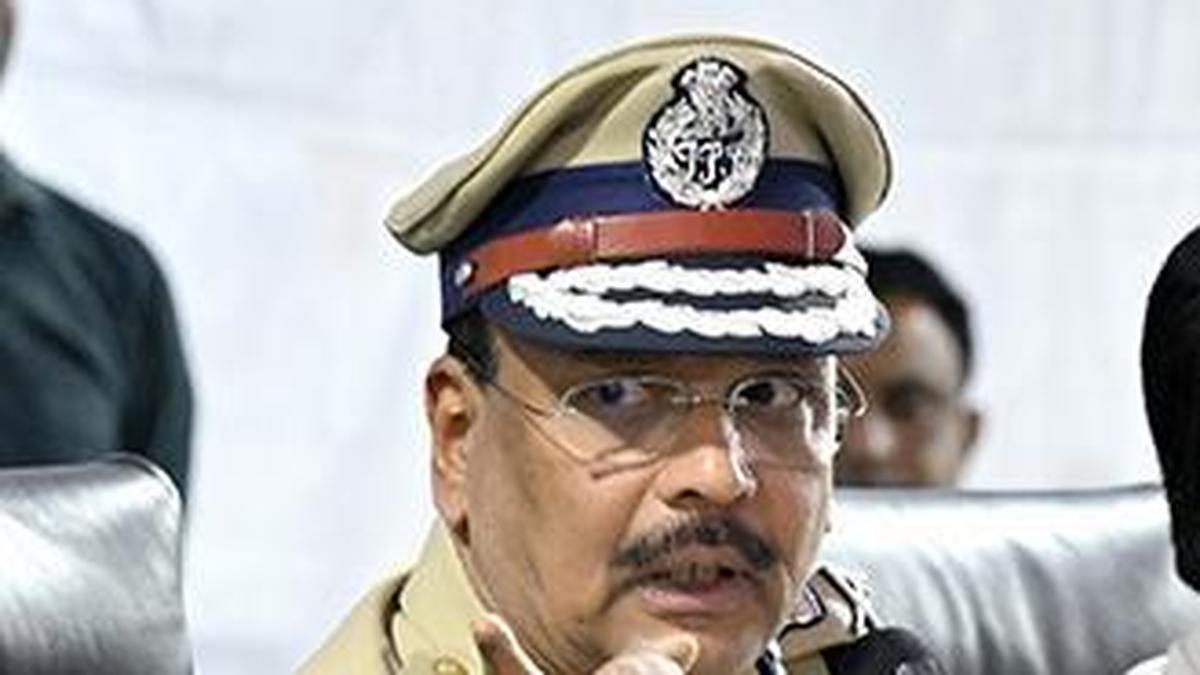 telangana-police-2025-annual-report:-overall-crime-declines-by-2.33%