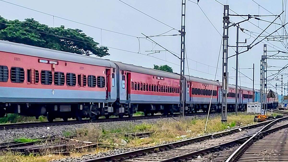 matsyagandha,-netravati-to-short-terminate-at-panvel-for-a-month