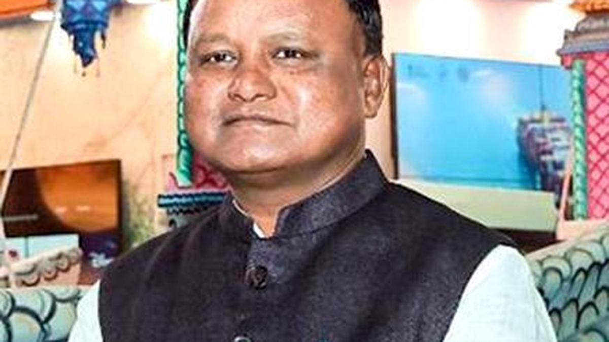 mohan-majhi-govt-says-no-to-celebration-of-new-year-on-office-premises