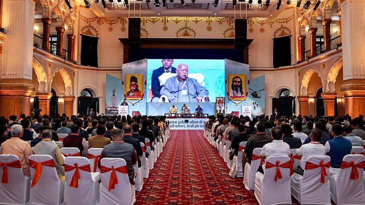 rss-no-paramilitary-organisation;-cant-be-understood-by-looking-at-bjp,-says-mohan-bhagwat