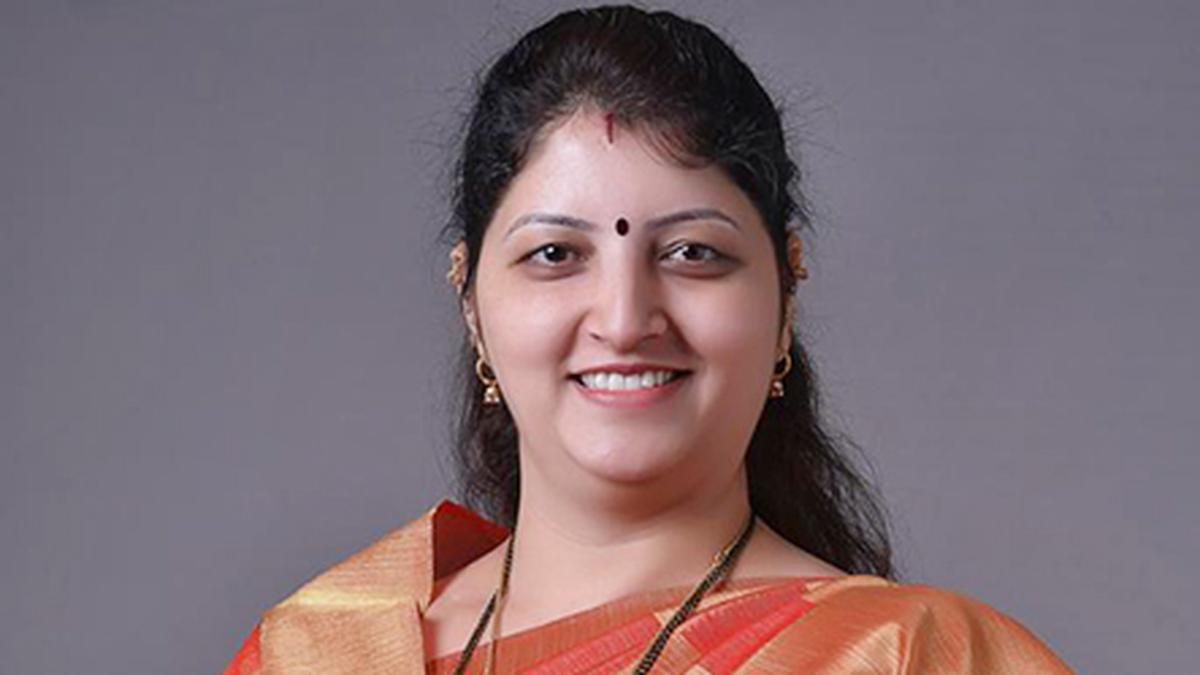 death-of-tribal-girl:-maharashtra-womens-commission-flags-lapses-at-government-run-residential-school