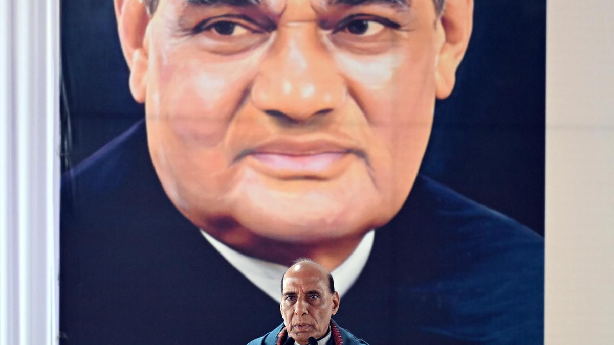 portraits-of-atal-bihari-vajpayee,madan-mohan-malaviya-unveiled-in-delhi-assembly