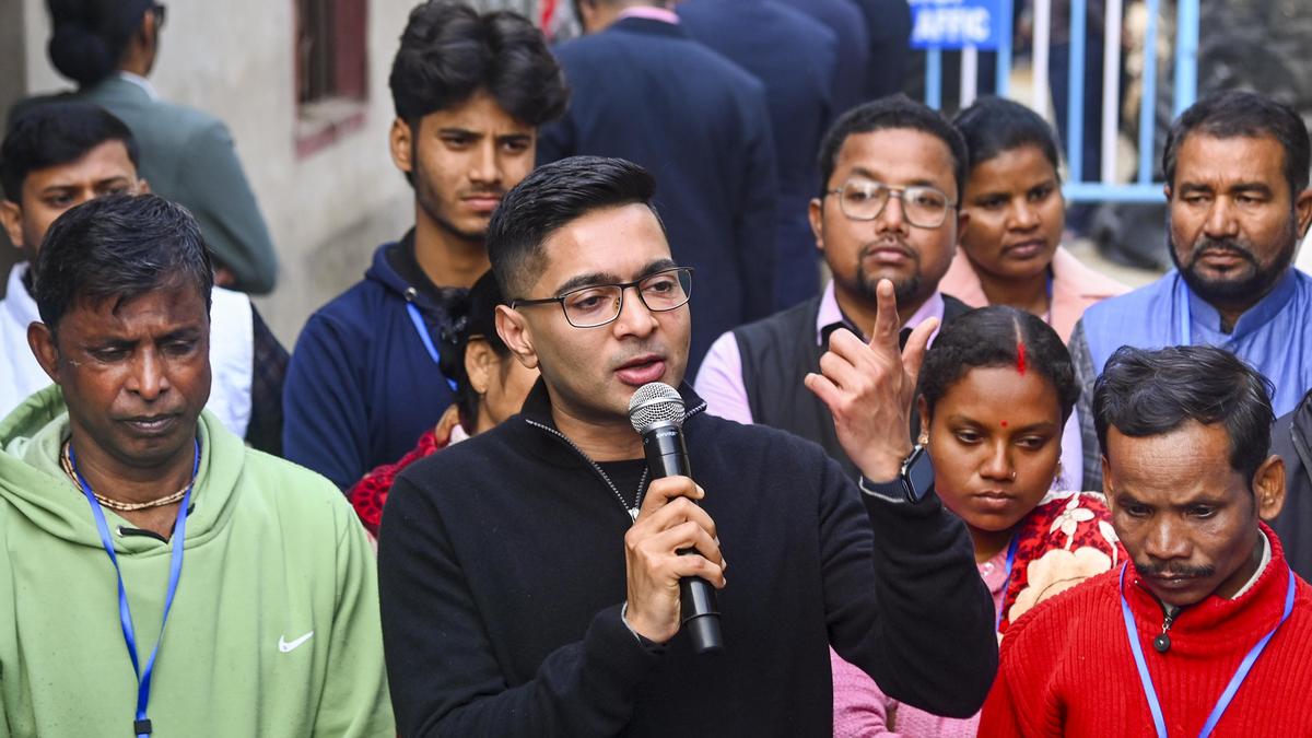 tmc-mp-abhishek-banerjeeslamsbjp-over-migrant-workers-ordeal-when-detained-in-maharashtra