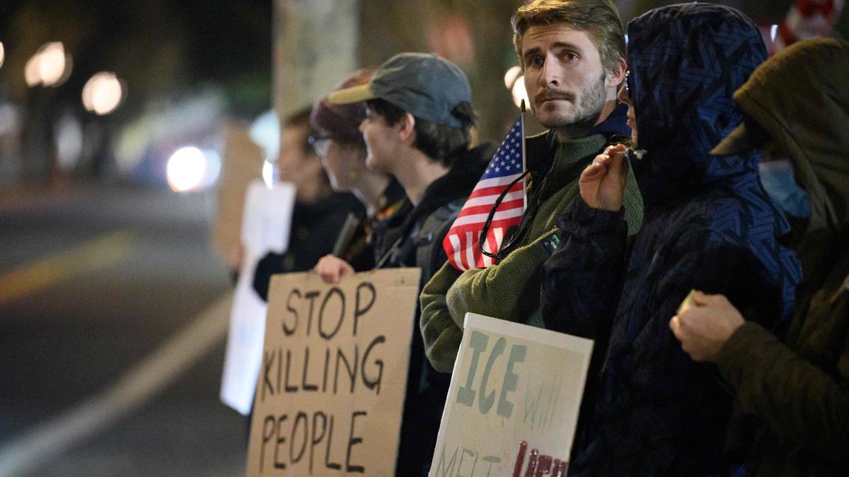 anger-over-fatal-minneapolis-shooting-fuels-us.-protests