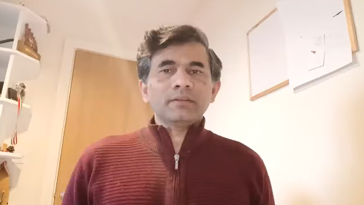 nri-doctor-youtuber-sangram-patil-detained-at-mumbai-airport-over-defamation-case