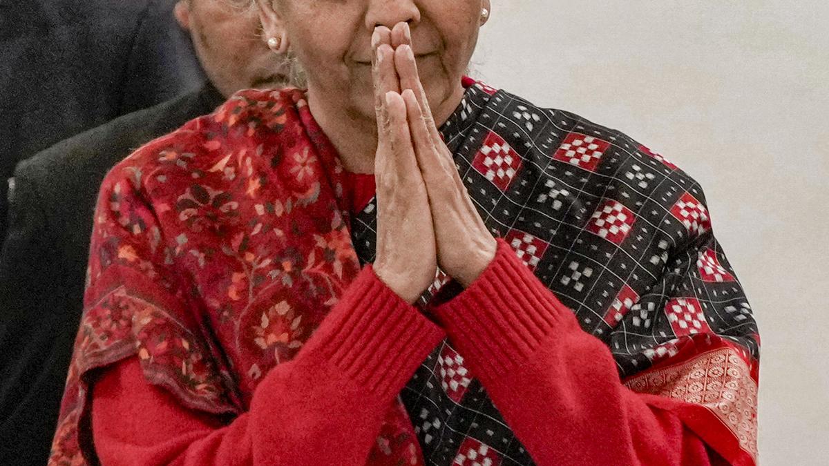 nirmala-sitharaman-sanctions-5-crore-for-mysuru-planetarium