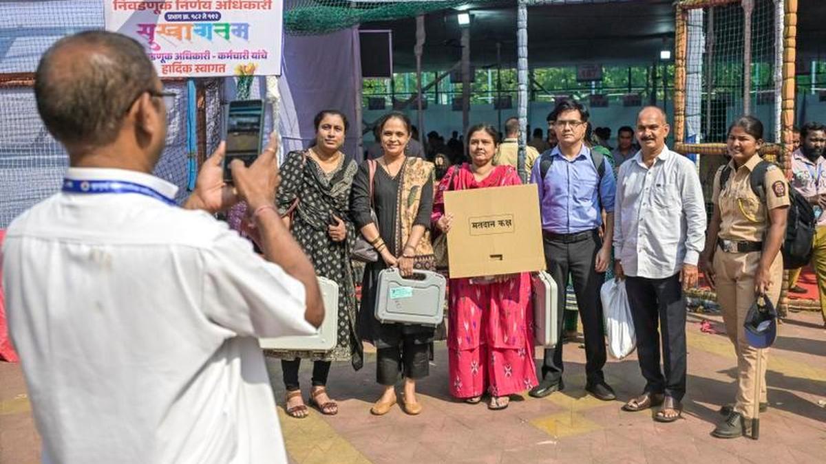 BMC election: Thackerays hit out at SEC over move to use new counting units