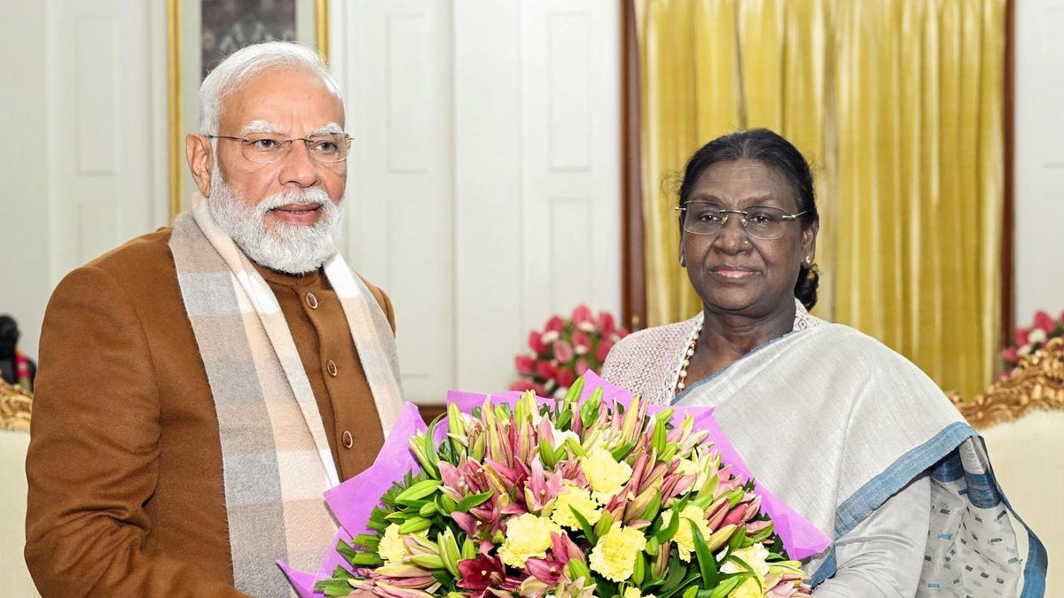 President Murmu, PM Modi hail Indian armed forces personnel on Army Day