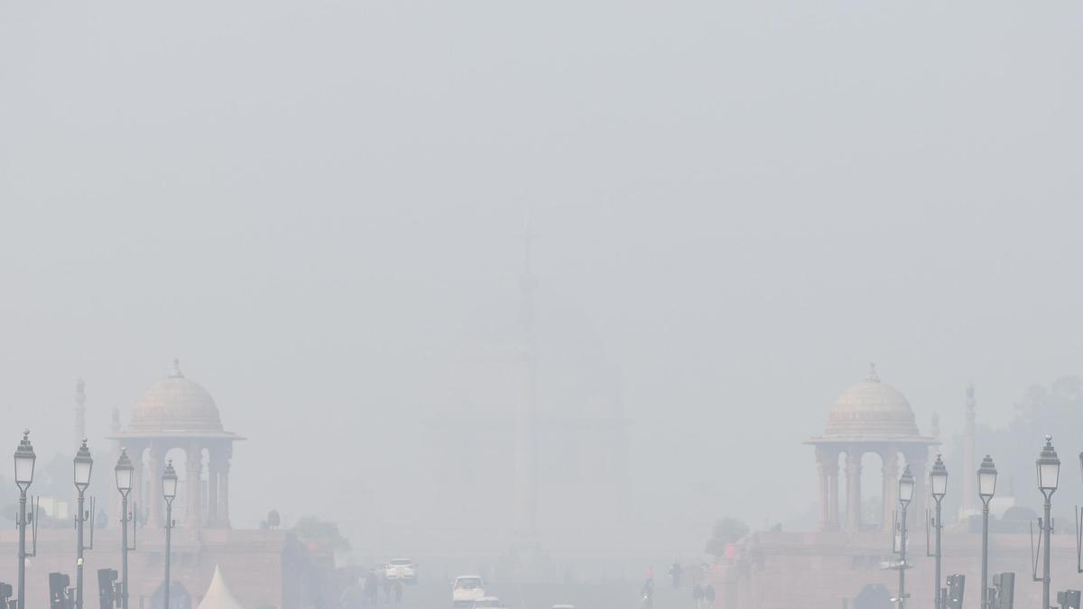 Delhi records very poor air quality amid cold wave, AQI at 346