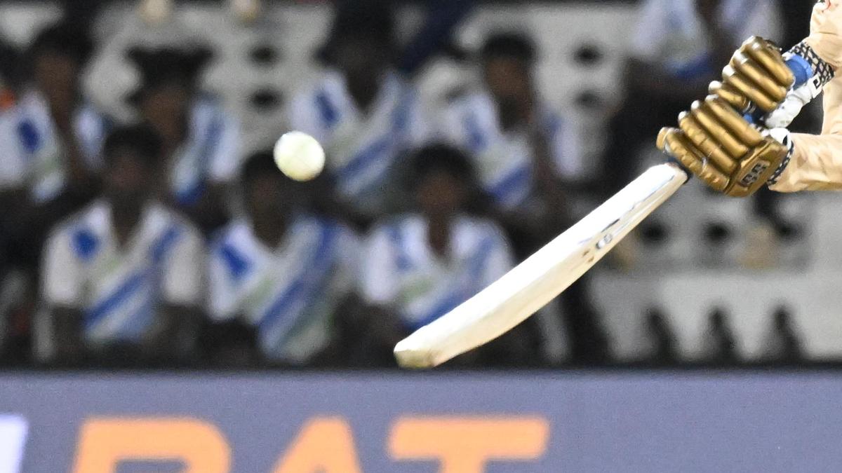 Bangladesh players call off boycott; BPL resumes