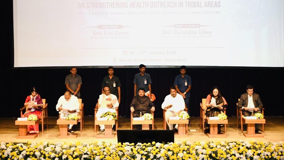 government-aims-to-formally-recognise-1-lakh-tribal-healers-from-sts-as-partners-in-health-services