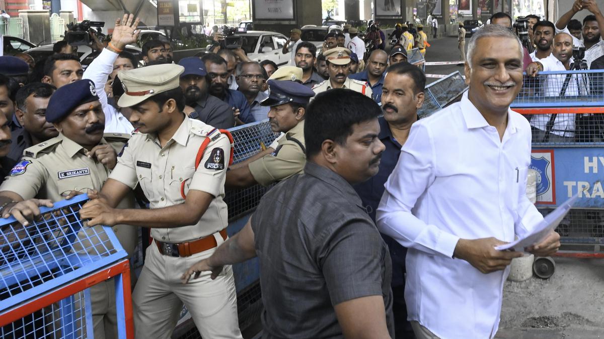 Harish Rao appears before SIT in phone tapping probe