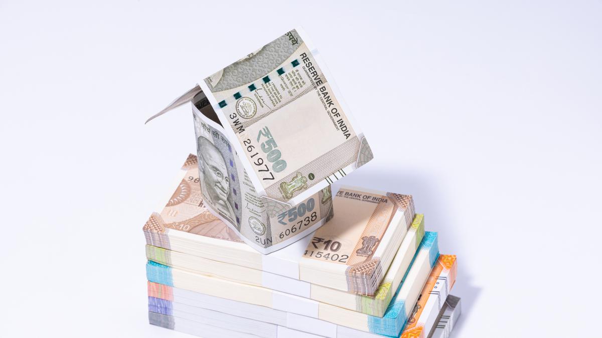 rupee-gains-12-paise-to-9066-against-us.-dollar