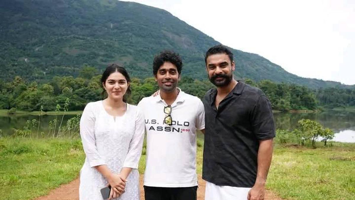 pallichattambi,-starring-tovino-thomas,-locks-release-date