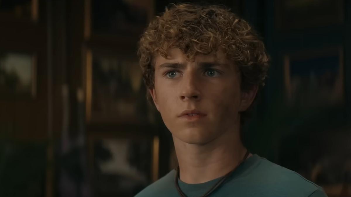 percy-jackson-and-the-olympians-season-2-review:-percy-and-friends-barrel-through-mythic-mayhem