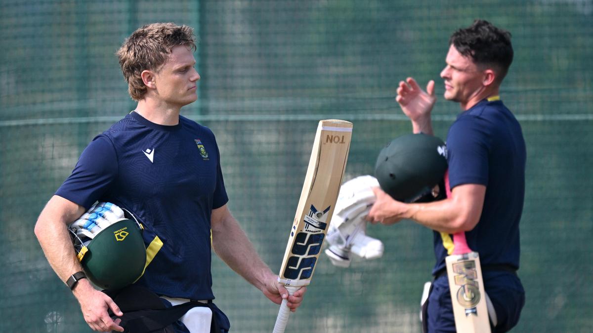 rickelton,-stubbs-replace-injured-de-zorzi,-ferreira-in-sa-squad-for-t20-world-cup