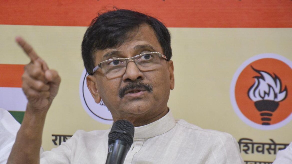 raut-slams-padma-bhushan-honour-for-koshyari,-accuses-him-of-toppling-uddhav-govt.