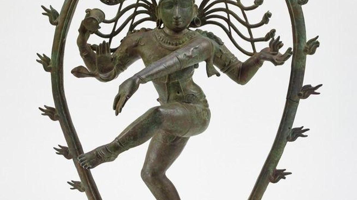 Smithsonian museum to return bronze sculptures to India