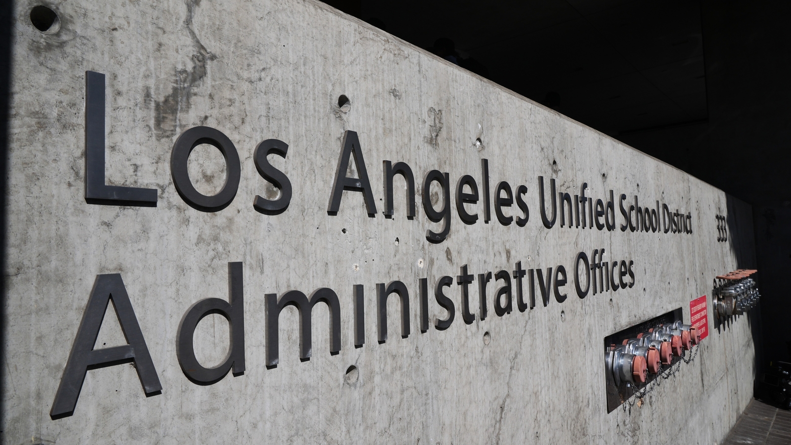 lausd-strike-update:-are-los-angeles-unified-school-district-campuses-open-on-tuesday?-all-on-seiu-local-99-deal