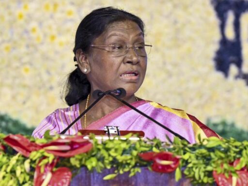 on-ambedkar-jayanti,-president-murmu-calls-for-unity-beyond-caste,-class-and-region