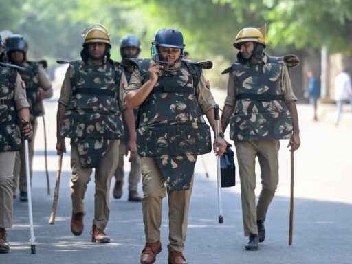 noida-protests:-domestic-workers-go-on-strike-in-sector-121;-demand-raise-in-pay,-better-working-conditions