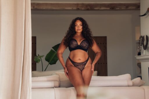 strapless,-sun-and-staple-bras:-fuller-bust-strapless-bras-for-every-occasion
