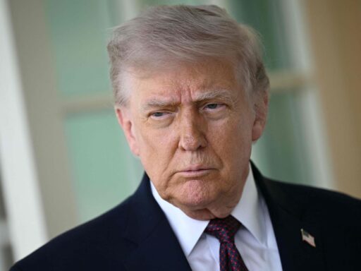 zero-connection-with-jeffrey:-trump-denies-epstein-link-claims-about-melania,-calls-it-fake-news