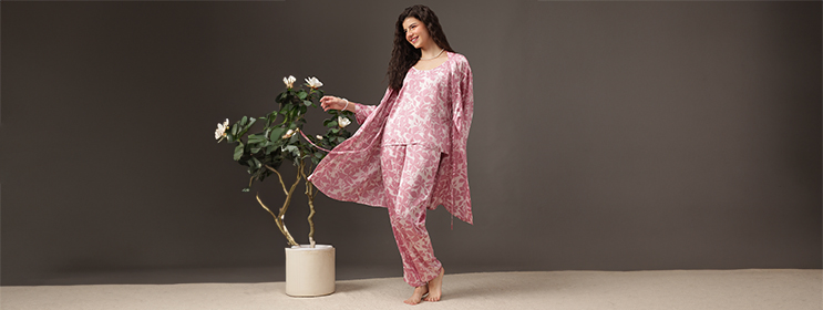 how-to-style-nightwear-for-a-romantic-evening