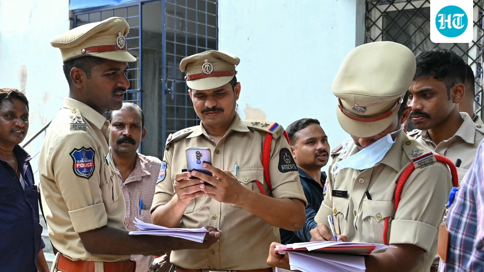 where-is-nida-khan:-phone-off,-house-locked,-say-police-as-mystery-deepens-in-tcs-nashik-case