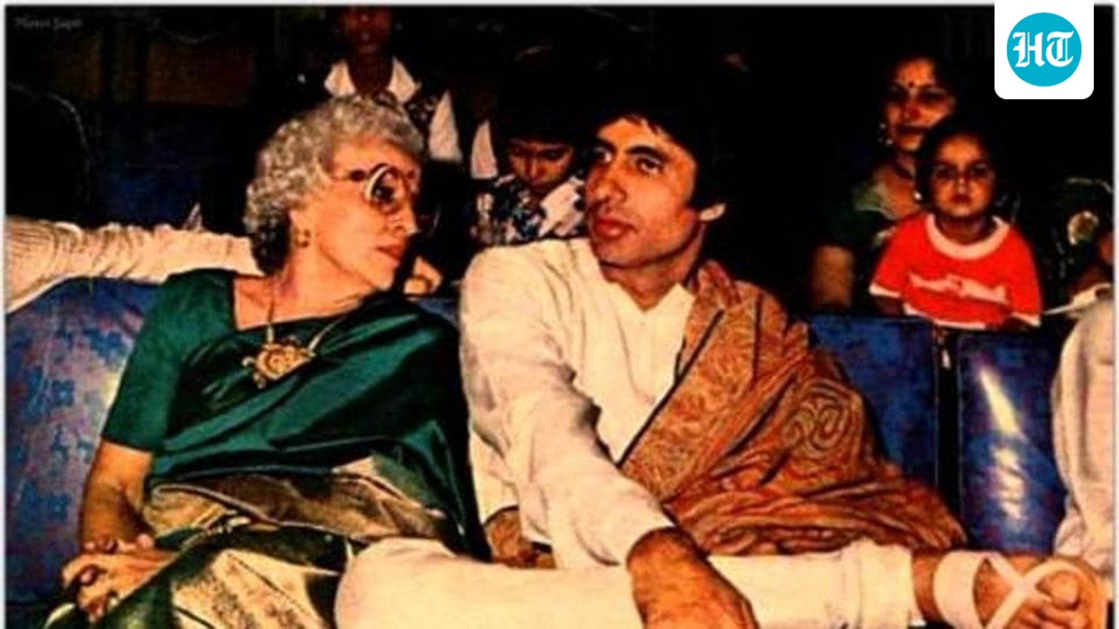 amitabh-bachchan-recalls-emotional-memories-of-mother-teji-bachchan:-that-round-ball-of-her-dupatta