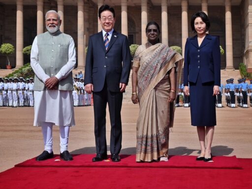 south-korean-president-lee-jae-myung-arrives-in-india:-meet-with-pm-modi,-shipping,-ai-and-more-|-what’s-on-agenda