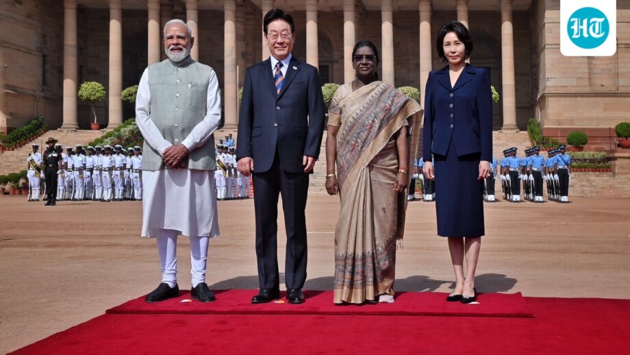 south-korean-president-lee-jae-myung-arrives-in-india:-meet-with-pm-modi,-shipping,-ai-and-more-|-what’s-on-agenda