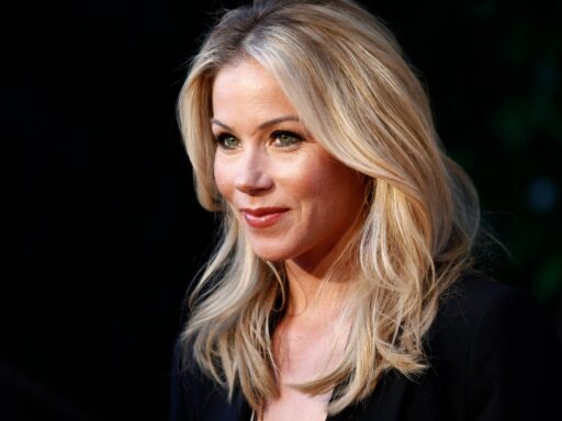 christina-applegate-shares-health-update-after-hospital-scare-amid-multiple-sclerosis-battle:-im-a-strong-chick